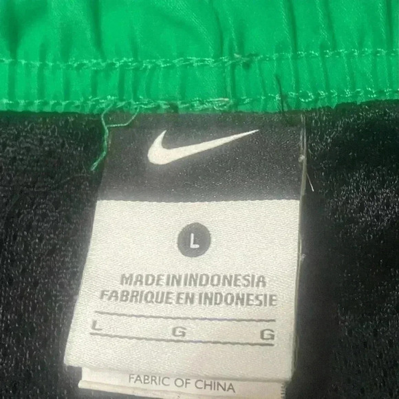 Men’s Vintage Nike Board Swim Shorts Black Neon Green Size L Fits Medium - Picture 5 of 5